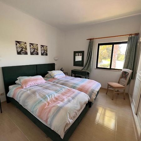 Luxury Modern T2 Ocean View - Free Parking - Pool Leilighet Alvor Eksteriør bilde