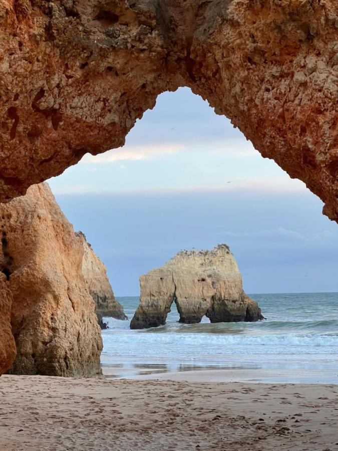 Luxury Modern T2 Ocean View - Free Parking - Pool Leilighet Alvor Eksteriør bilde