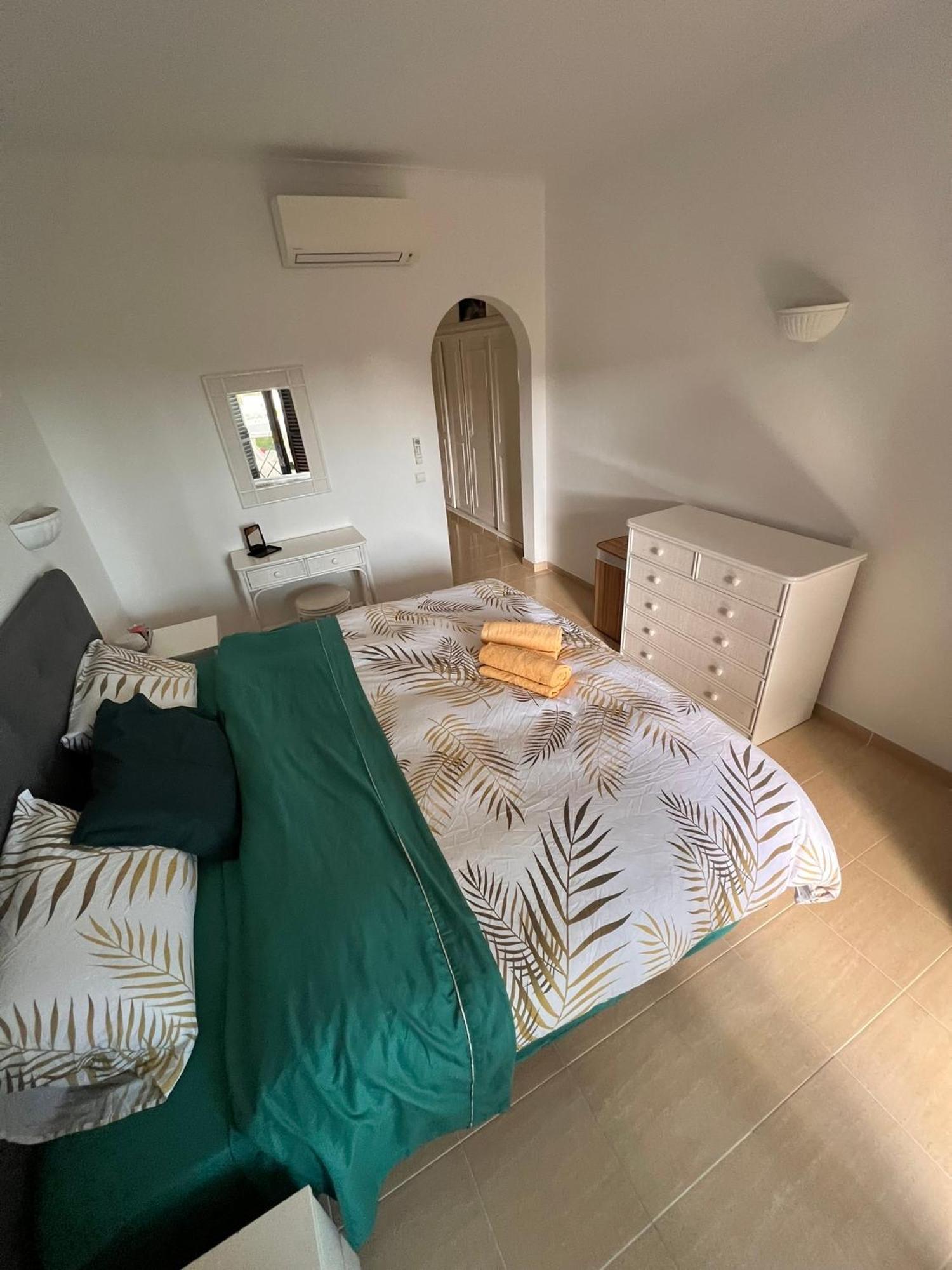 Luxury Modern T2 Ocean View - Free Parking - Pool Leilighet Alvor Eksteriør bilde