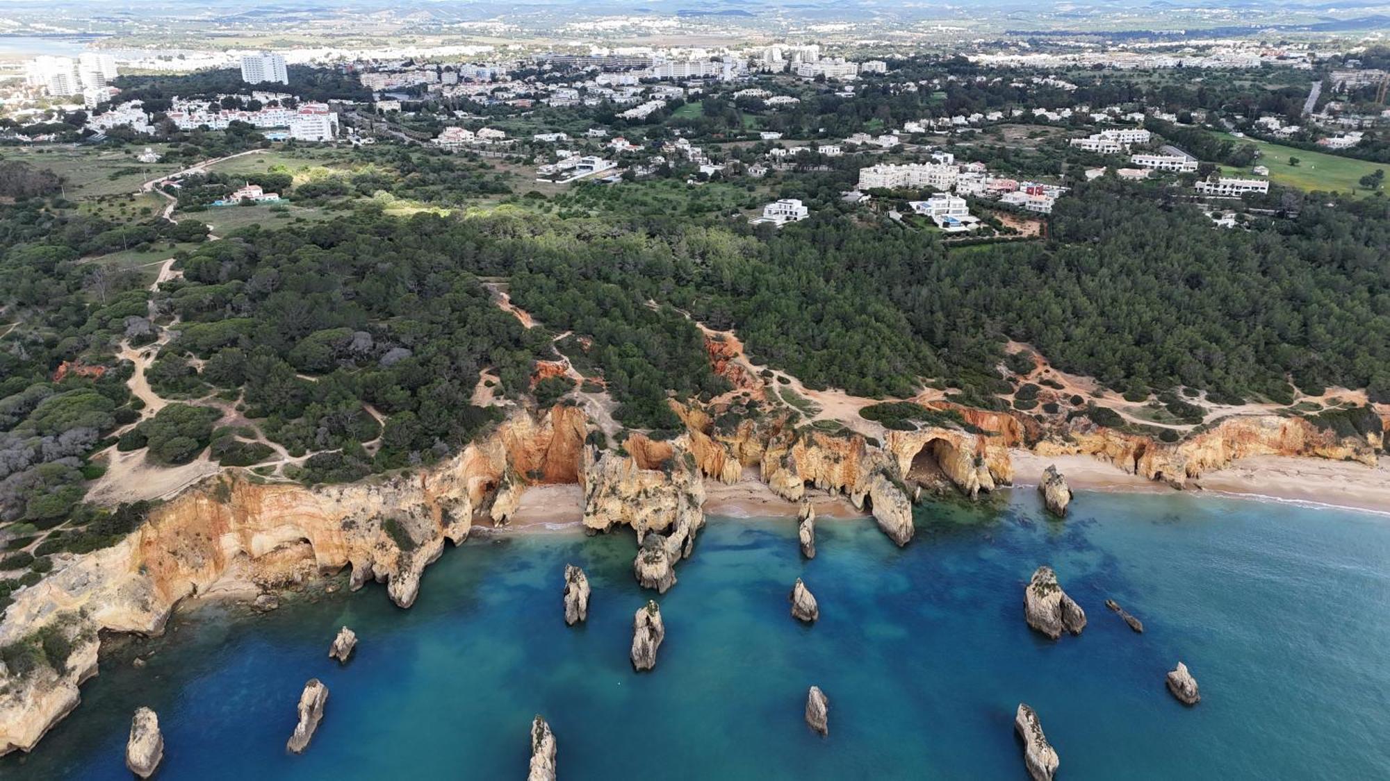 Luxury Modern T2 Ocean View - Free Parking - Pool Leilighet Alvor Eksteriør bilde